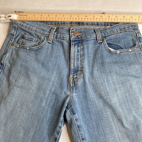 Levi’s 515 Jeans Bootcut Medium Wash Blue Jeans - Picture 8 of 13